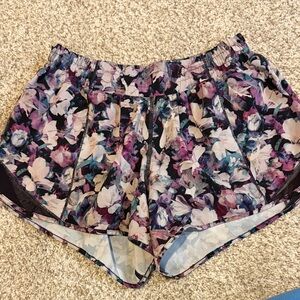Lululemon Floral hotty hot shorts